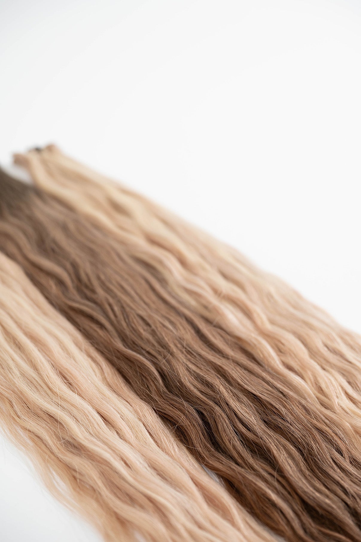 5 Reasons You NEED to Invest in Weft Hair Extensions